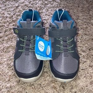 Toddler shoes